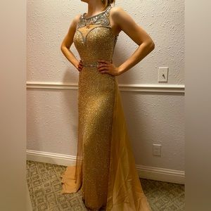 Sherri Hill size 2 mimic liquid beading champagne pageant/prom/formal Minor wear